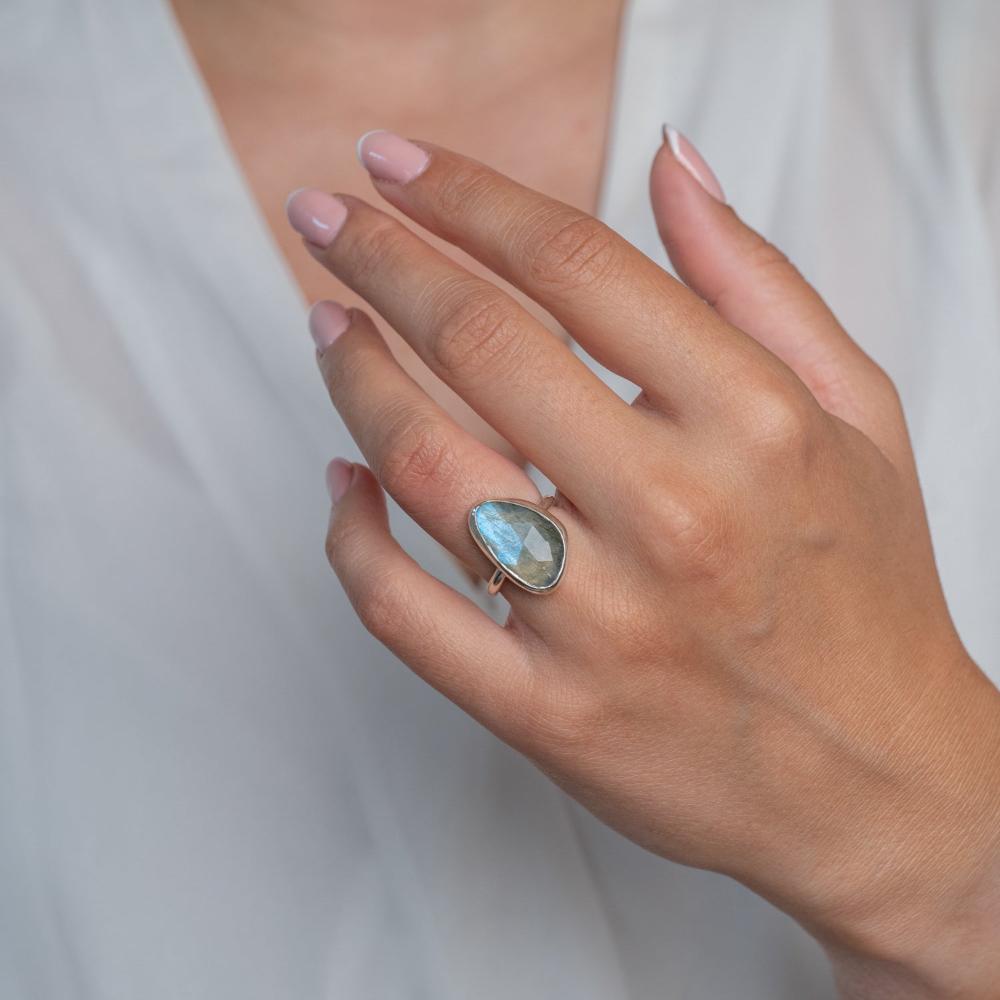 Sterling Silver Labradorite Statement Ring worn on model's left hand.